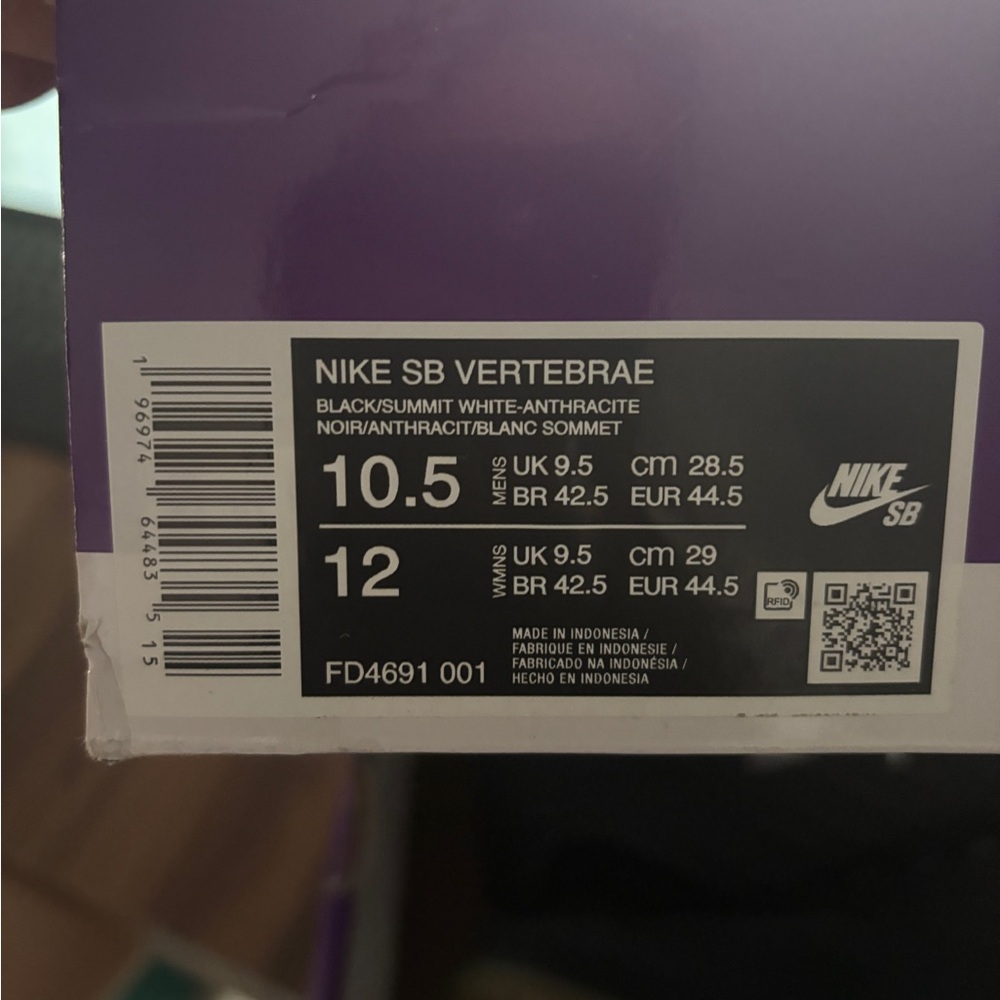 Nike Vertebrae SB Black Gum Men’s Shoe - Picture 9 of 9